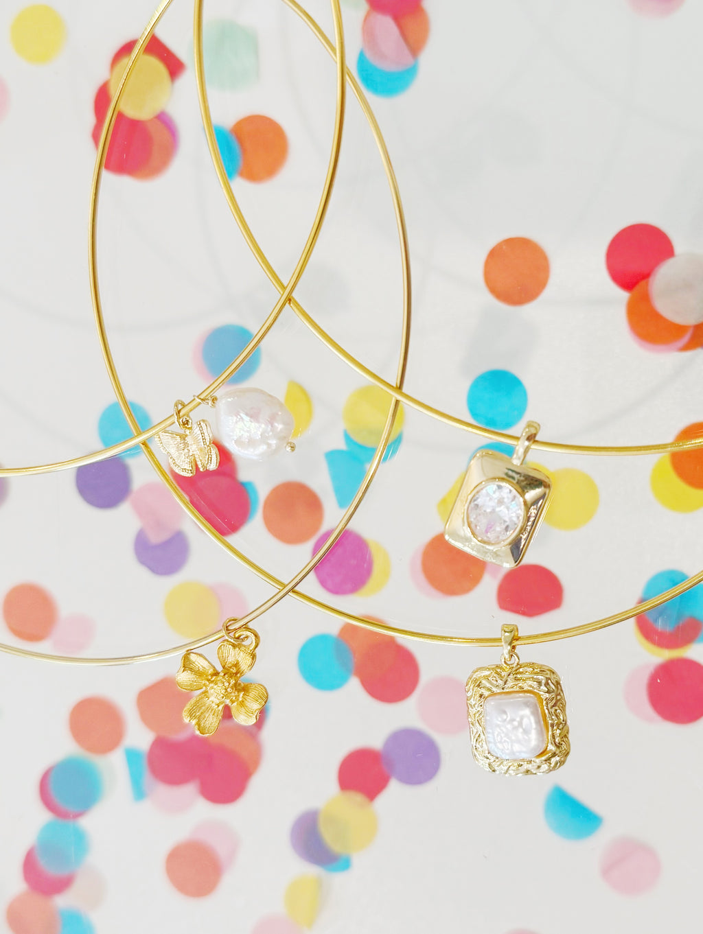 DOGWOOD FLOWER COLLAR NECKLACE