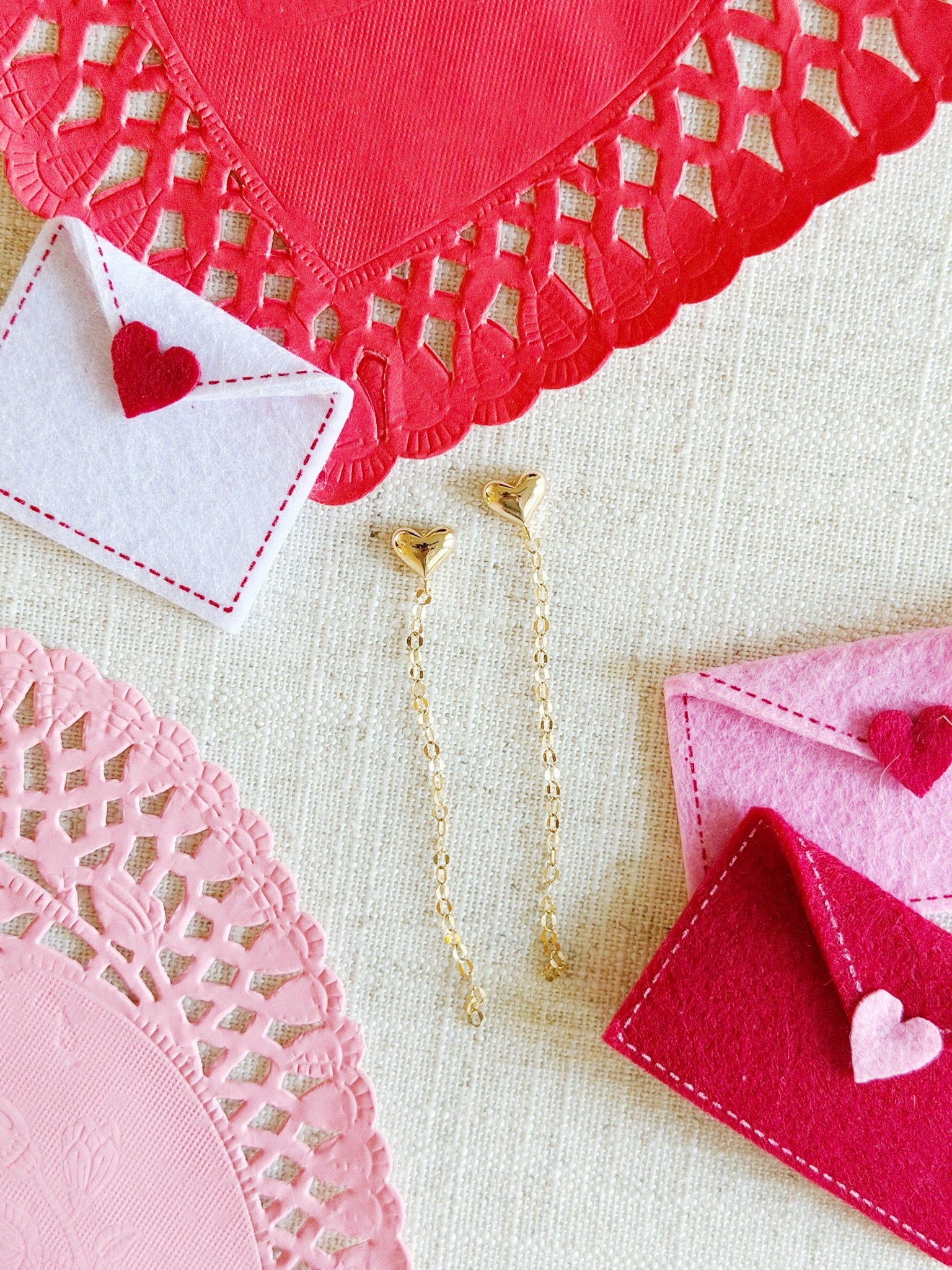 HEART DUSTER EARRING